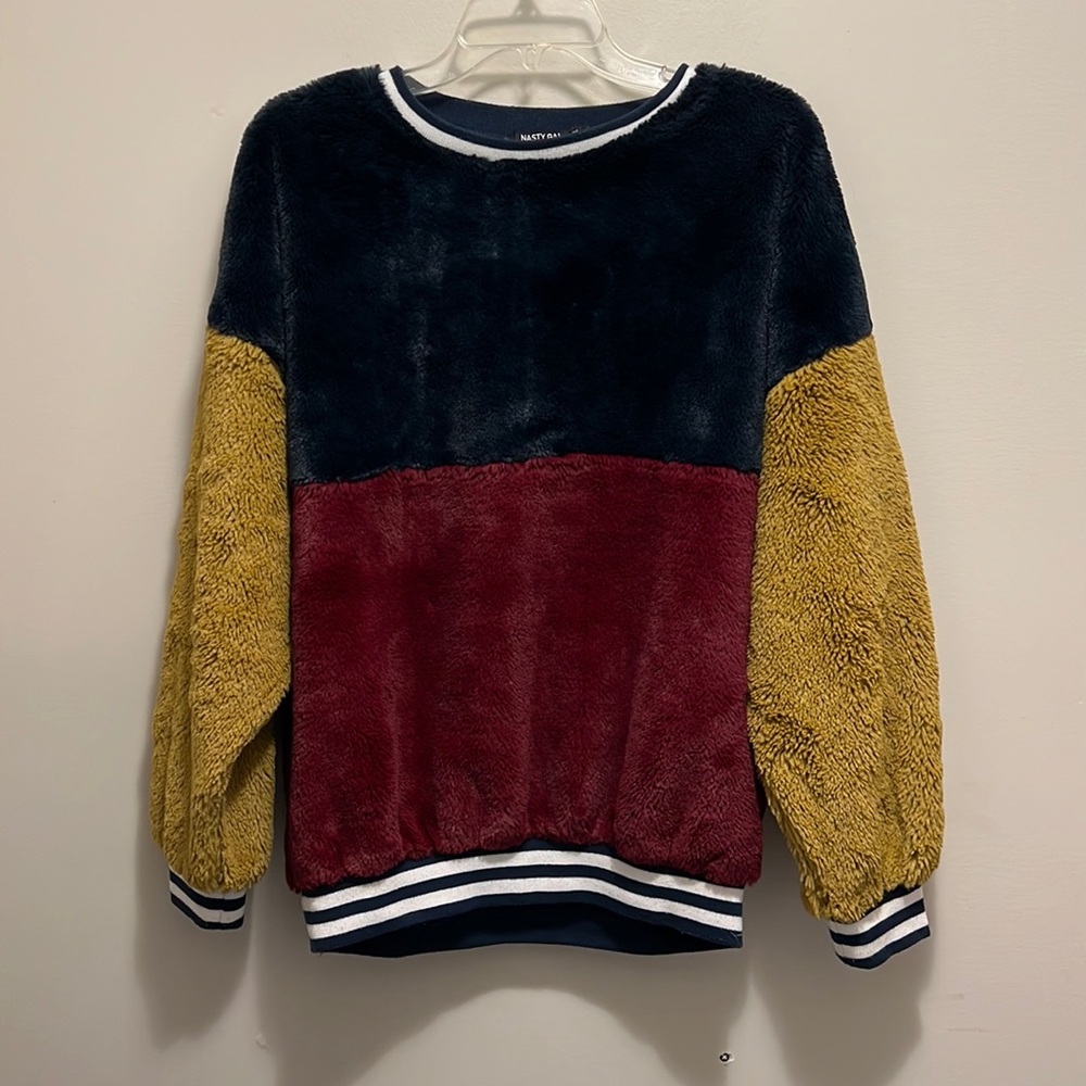 Fuzzy soft Nasty Gal top